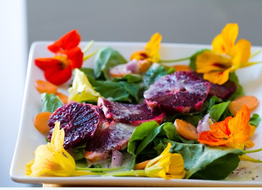 Gorgeous flowery salad Photo: Lunchbox Bunch